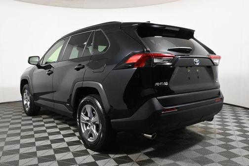 2023 Toyota RAV4 Hybrid LE