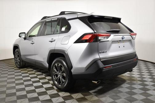 2023 Toyota RAV4 Hybrid XLE Premium