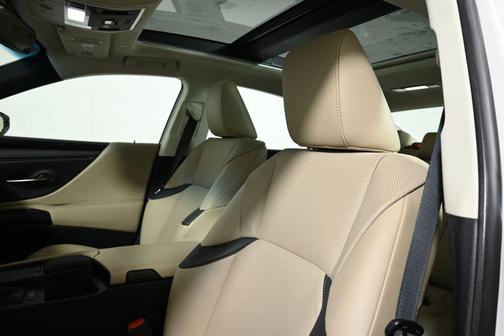 2021 Lexus ES 350 Base