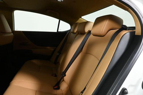 2024 Lexus ES 350 Base