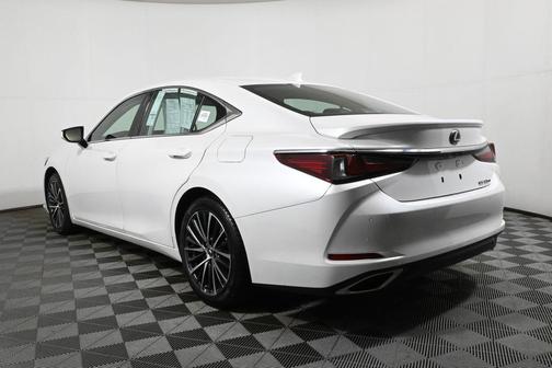 2023 Lexus ES 350 Base