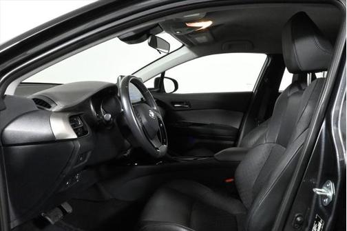 2022 Toyota C-HR Limited