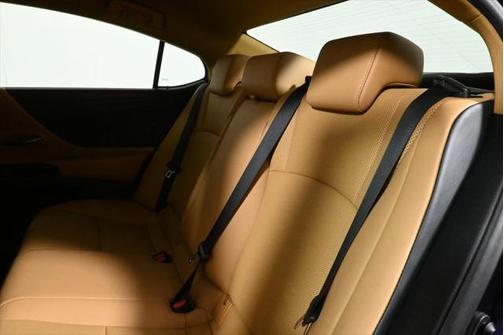 2022 Lexus ES 350 Base