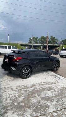 2021 Toyota C-HR XLE
