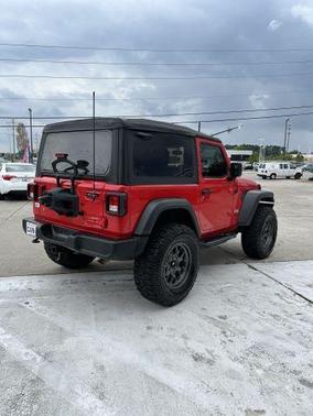 Photo 5 of 22 of 2020 Jeep Wrangler Sport
