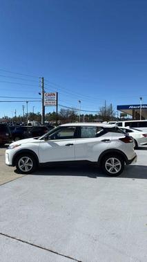 2022 Nissan Kicks S