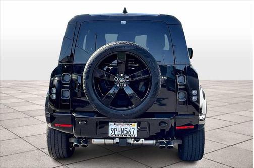 2024 Land Rover Defender V8