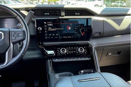2024 GMC Sierra 2500 AT4