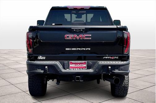 2024 GMC Sierra 2500 AT4