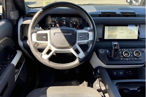 2020 Land Rover Defender 110 SE