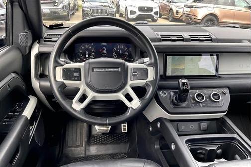 2020 Land Rover Defender 110 SE