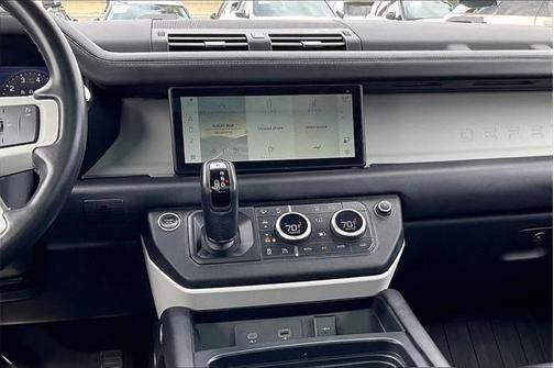 2020 Land Rover Defender 110 SE