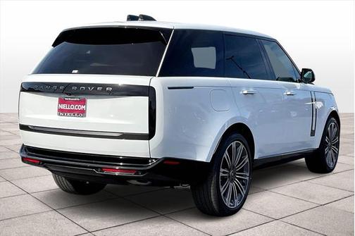 2025 Land Rover Range Rover P400 SE