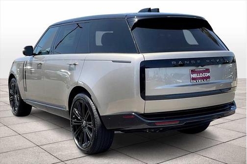 2025 Land Rover Range Rover P530 SE 7 Seat