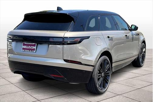 2026 Land Rover Range Rover Velar P250 SE R-Dynamic