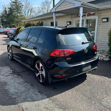 2017 Volkswagen Golf GTI 2.0T S 4-Door