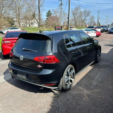 2017 Volkswagen Golf GTI 2.0T S 4-Door