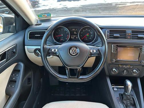 2017 Volkswagen Jetta 1.4T SE