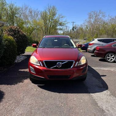 Flamenco Red Metallic 2011 Volvo XC60 3.2