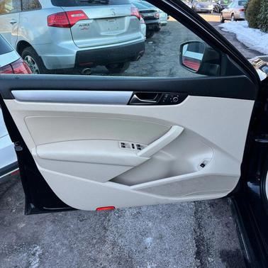 2013 Volkswagen Passat 2.5 SE