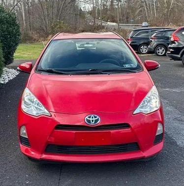 2013 Toyota Prius c Two