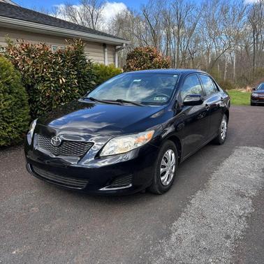 Black Sand Pearl 2009 Toyota Corolla LE