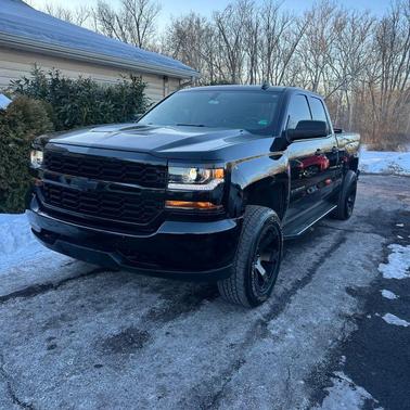 2018 Chevrolet Silverado 1500 Custom