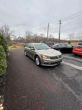 2016 Volkswagen Passat 1.8T SE