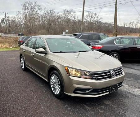 2016 Volkswagen Passat 1.8T SE