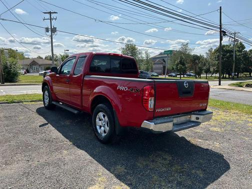 2011 Nissan Frontier SV