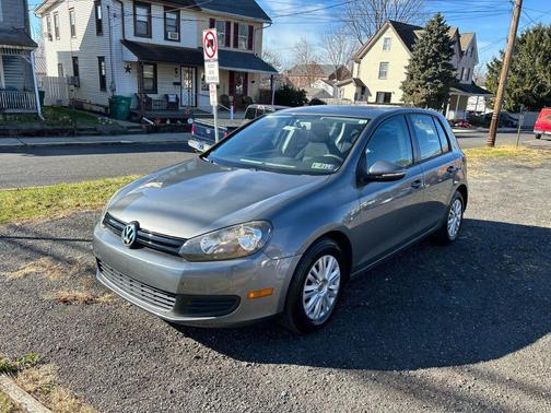 2012 Volkswagen Golf Base