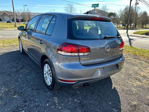 2012 Volkswagen Golf Base