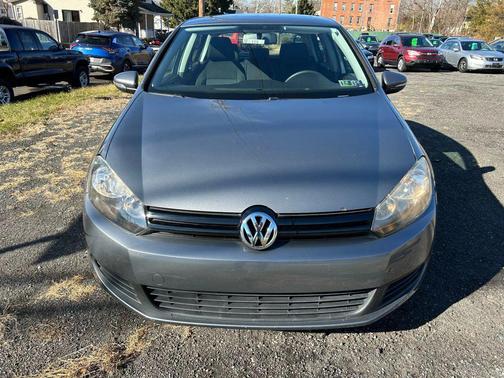 2012 Volkswagen Golf Base