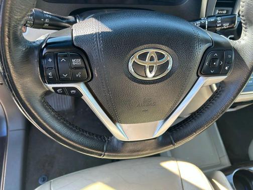 2017 Toyota Sienna Limited
