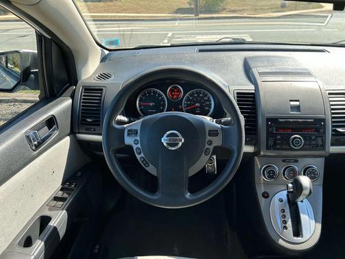 2010 Nissan Sentra 2.0 SR