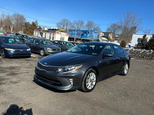 2018 Kia Optima S