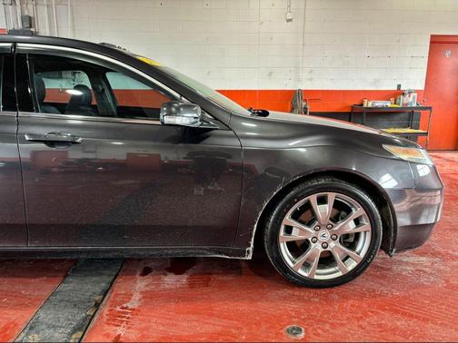 2013 Acura TL Technology