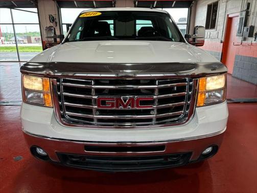 2010 GMC Sierra 2500 SLE