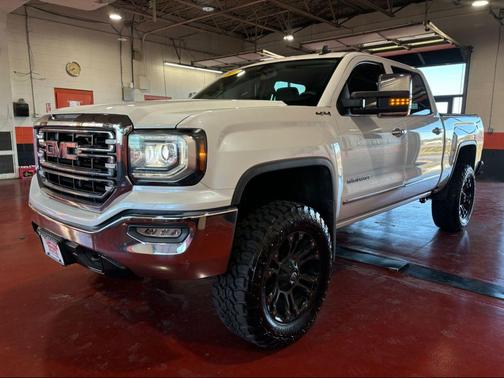 2017 GMC Sierra 1500 SLT