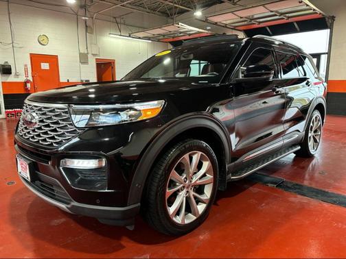 2021 Ford Explorer Platinum