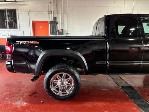 Cement 2021 Toyota Tacoma SR5