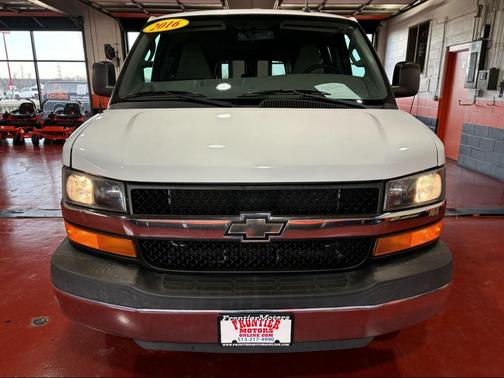 2016 Chevrolet Express 3500 LT