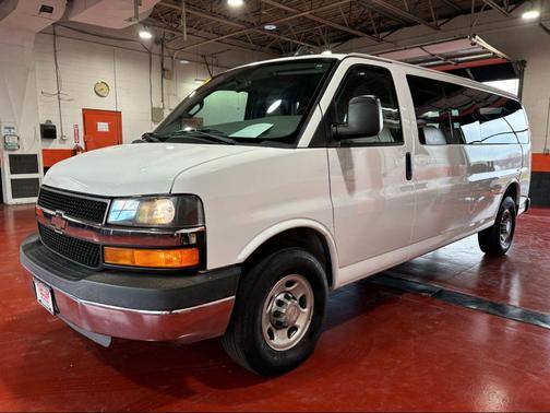2016 Chevrolet Express 3500 LT