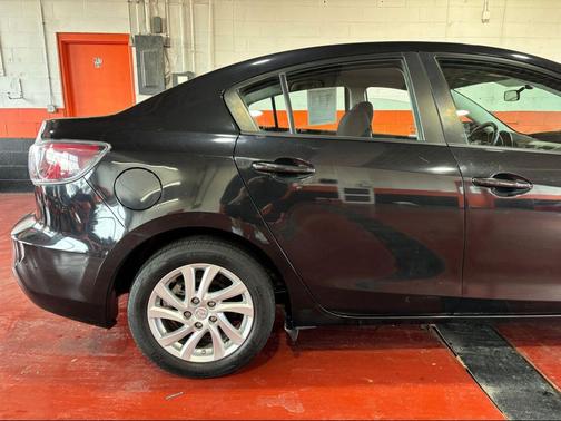 Black Mica 2012 Mazda Mazda3 i Touring