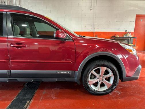 2013 Subaru Outback 2.5i Limited