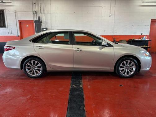 2015 Toyota Camry XLE