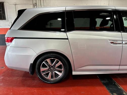 2014 Honda Odyssey Touring