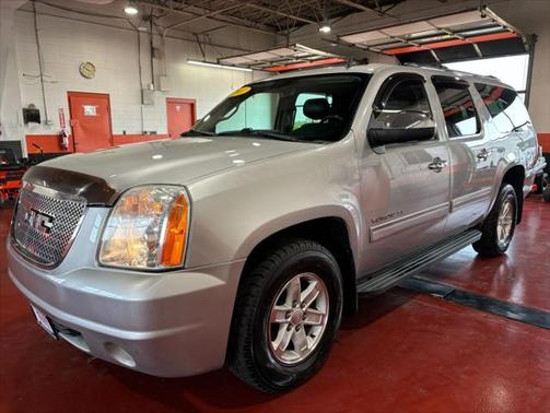 2011 GMC Yukon XL 1500 SLT