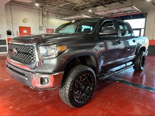 2019 Toyota Tundra SR5