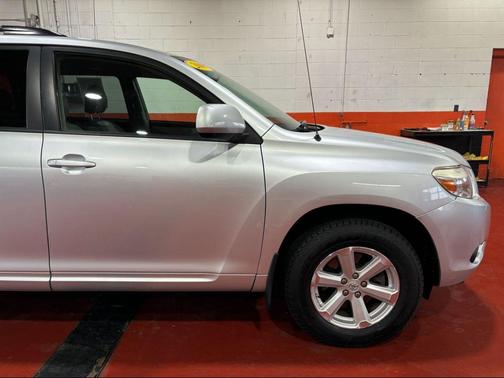2009 Toyota Highlander Base